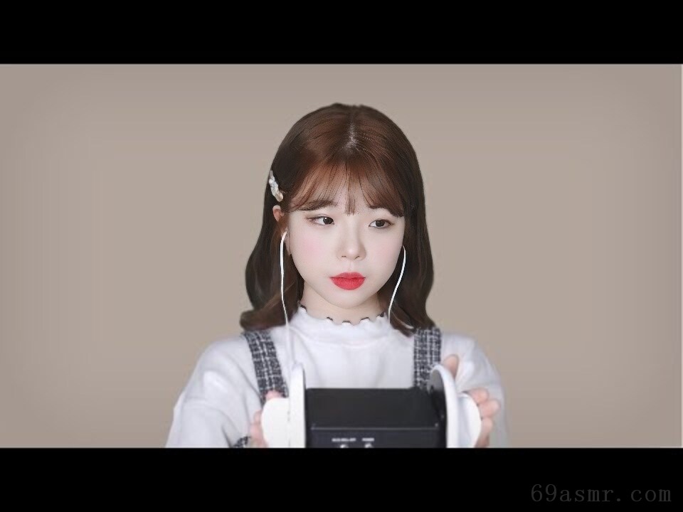 ASMR 平静地抚摸和敲击你的耳朵│耳朵抚摸/耳朵敲击/一点点耳朵按摩│耳朵抚摸,耳朵敲击,耳朵按摩