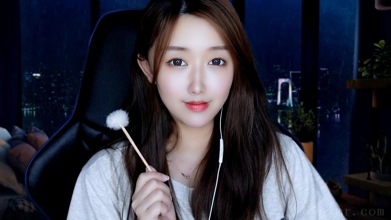 【ASMR】下雨天姐姐帮你头部按摩+掏耳|머리 마사지 와 귀청소|Ear cleaning